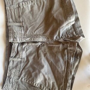 Women’s American Eagle Gray Cargo Shorts